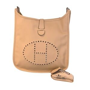 🆕 Hermès Style Evelyne III PM Poussiere Clemence Palladium Hardware 🆕